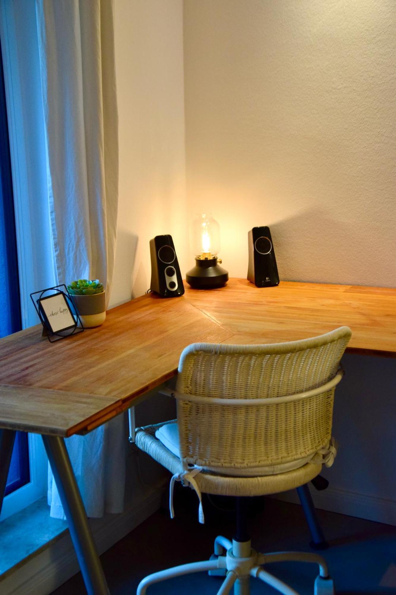 Stilvolle Wohnung Mit Balkon & Parkplatz Rostock Zewnętrze zdjęcie